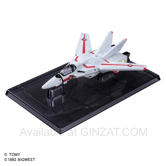 The Super Dimension Fortress Macross VF-1J Valkyrie (Hikaru Ichijyo), Tomica Premium Unlimited diecast model 