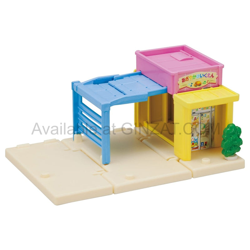 Tomica World: Tomica Town Nursery School (with Tomica)