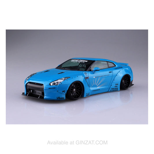 Liberty Walk 1/24 Nissan R35 GT-R Ver.1, Aoshima 1/24 Plastic Model Kit