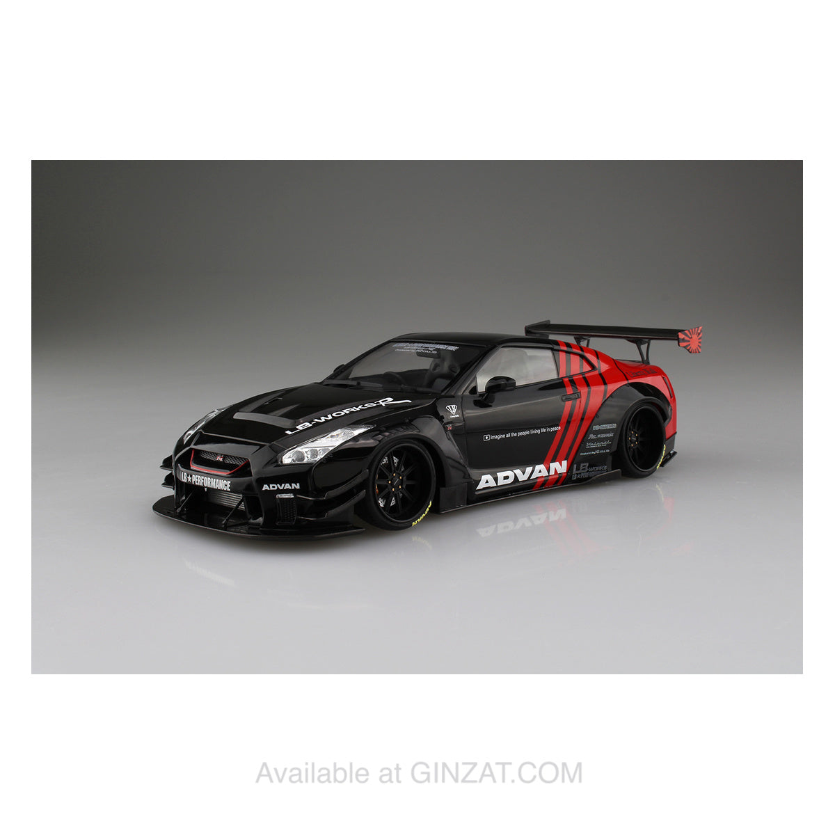 Liberty Walk 1/24 Nissan R35 GT-R type 2 Ver.2, Aoshima 1/24 Plastic Model Kit