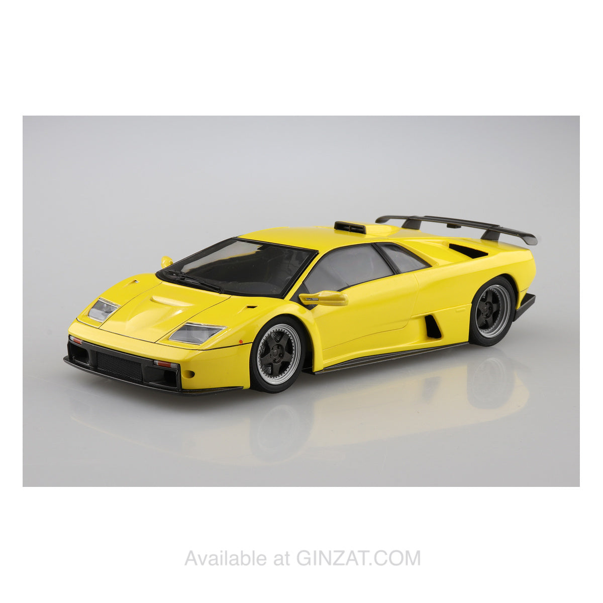 LAMBORGHINI DIABLO GT ‘99, Aoshima 1/24 Plastic Model Kit