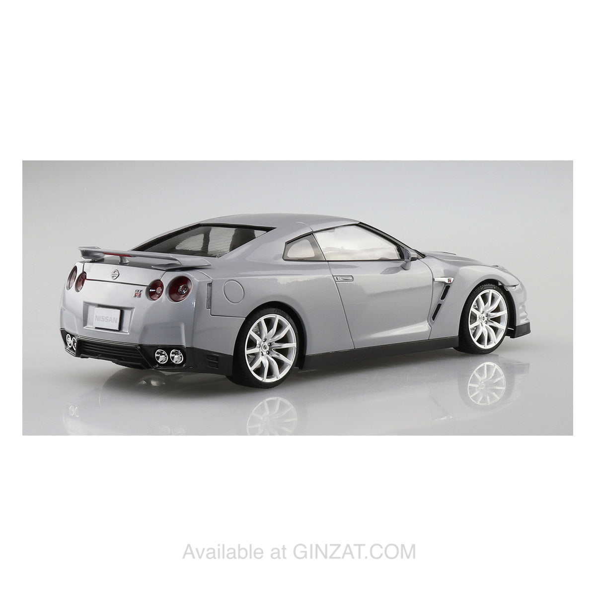 NISSAN R35 GT-R '14 Ultimate Metal Silver, Aoshima 1/24 Pre-Painted Model Kit