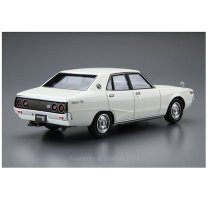 Aoshima 1/24 NISSAN GC110 SKYLINE 2000GT '72 Plastic Model Kit