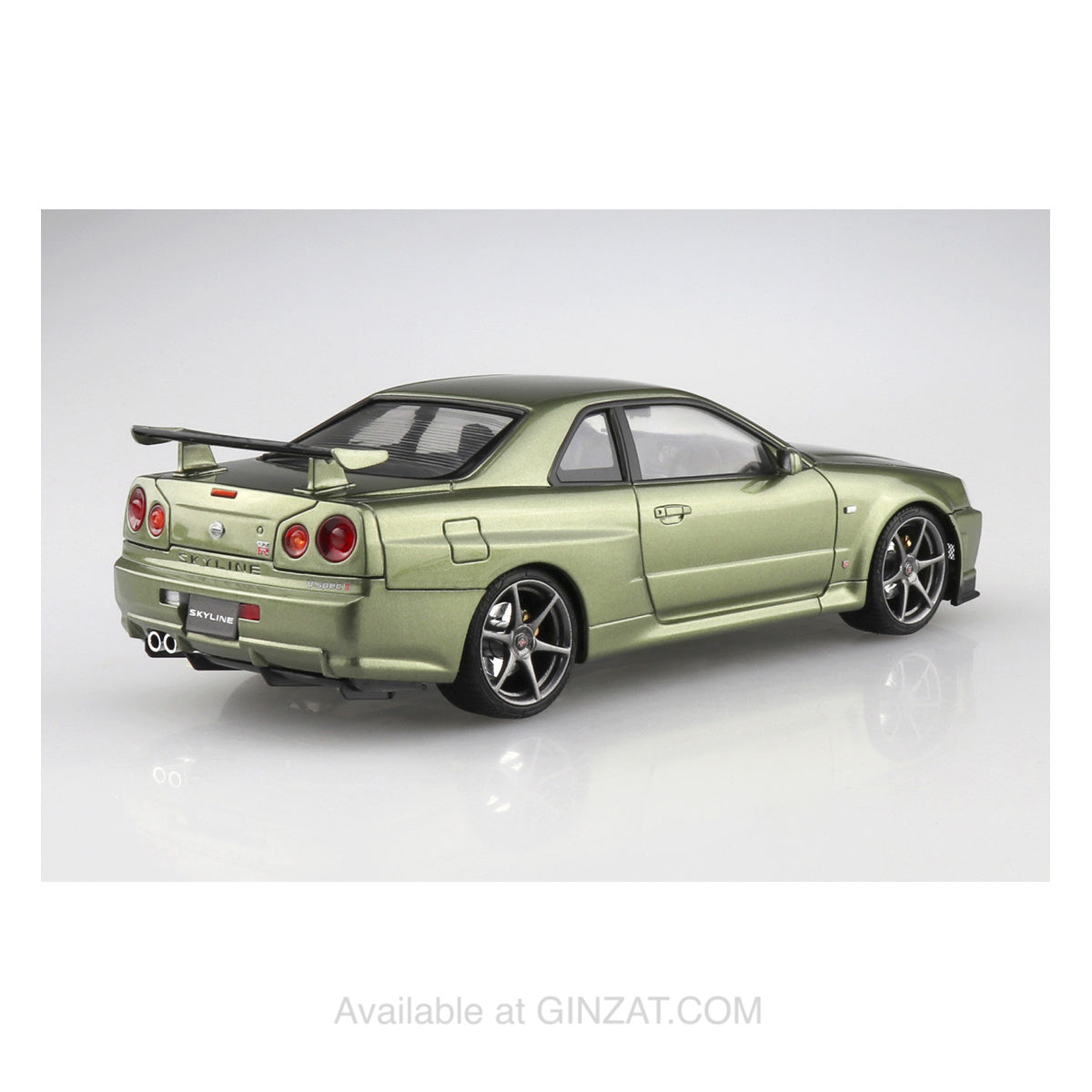 NISSAN BNR34 SKYLINE GT-R V?spec ? Nur '02 Millennium Jade, Aoshima 1/24 Pre-Painted Plastic Model Kit