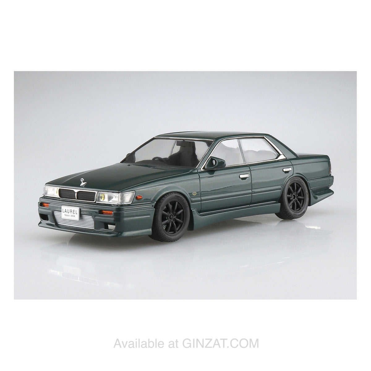 Aoshima 1/24 C33 LAUREL '91 AERO CUSTOM(NISSAN) Plastic Model Kit