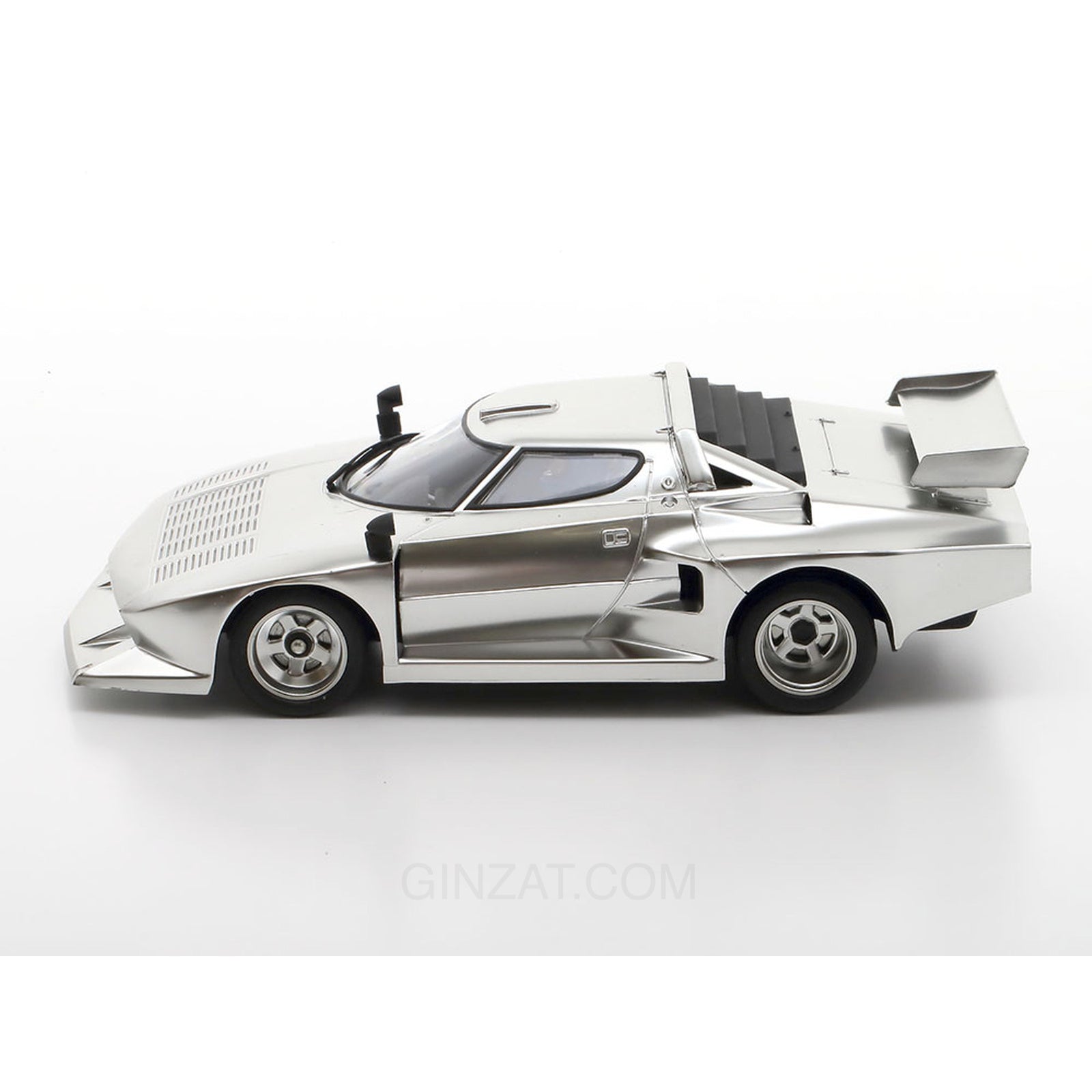 Lancia Stratos Turbo Silver Color, Tamiya Plastic Model Kit (Scale 1/24)