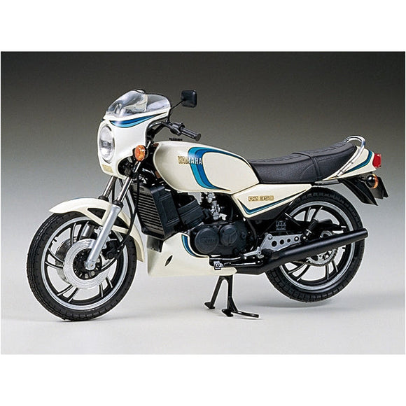 Yamaha RZ350, Tamiya Motorcycle Plastic Model Kit (Scale 1/12)