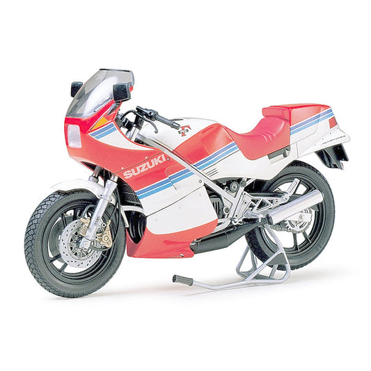 Suzuki RG250 Gamma w/Full Options, Tamiya Motorcycle Plastic Model Kit (Scale 1/12)