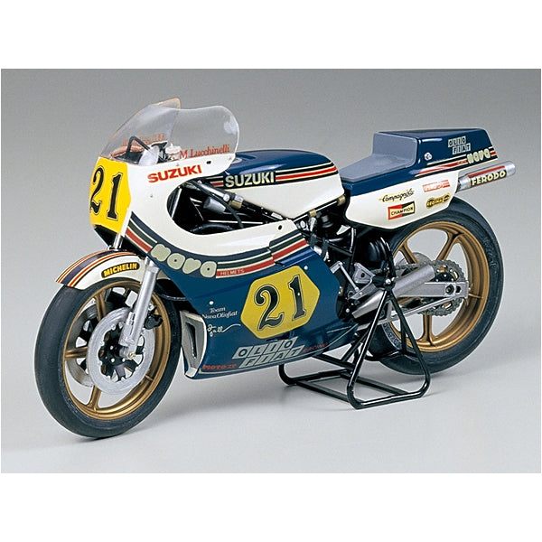 Suzuki RGB500 Team Gallina, Tamiya Motorcycle Plastic Model Kit (Scale 1/12)